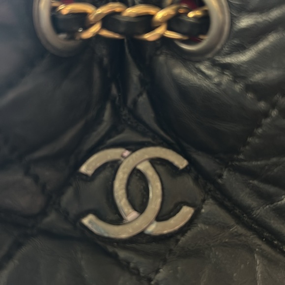 Chanel Gabrielle quilted leather backpack drawstring - Picture 3 of 14